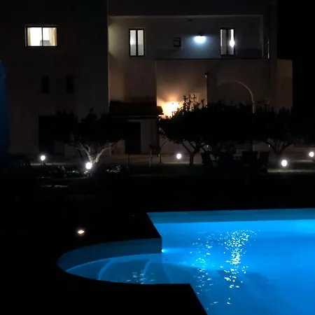 B&B Gli Agrumi Del Salento * 카르미아노